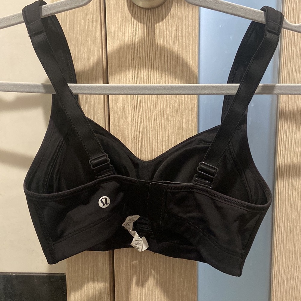 Lululemon Bra - Picture 2 of 3
